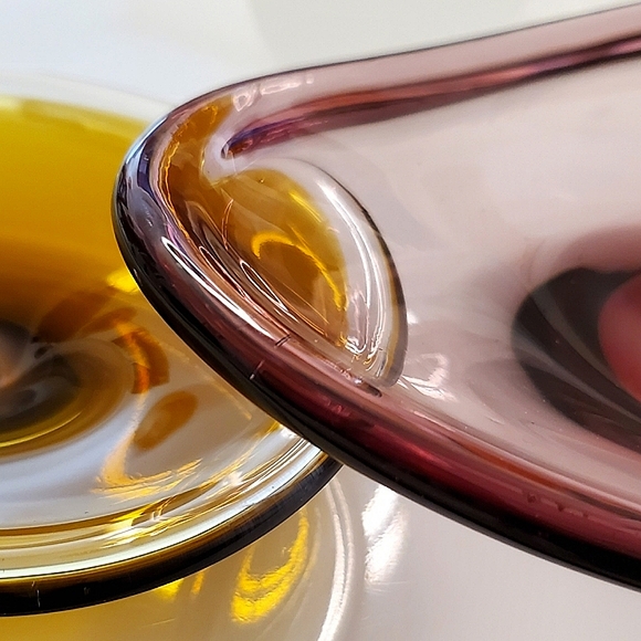 Vntg 10" Amythest & 7 1/2" Amber Art Glass Bowls - Picture 8 of 11